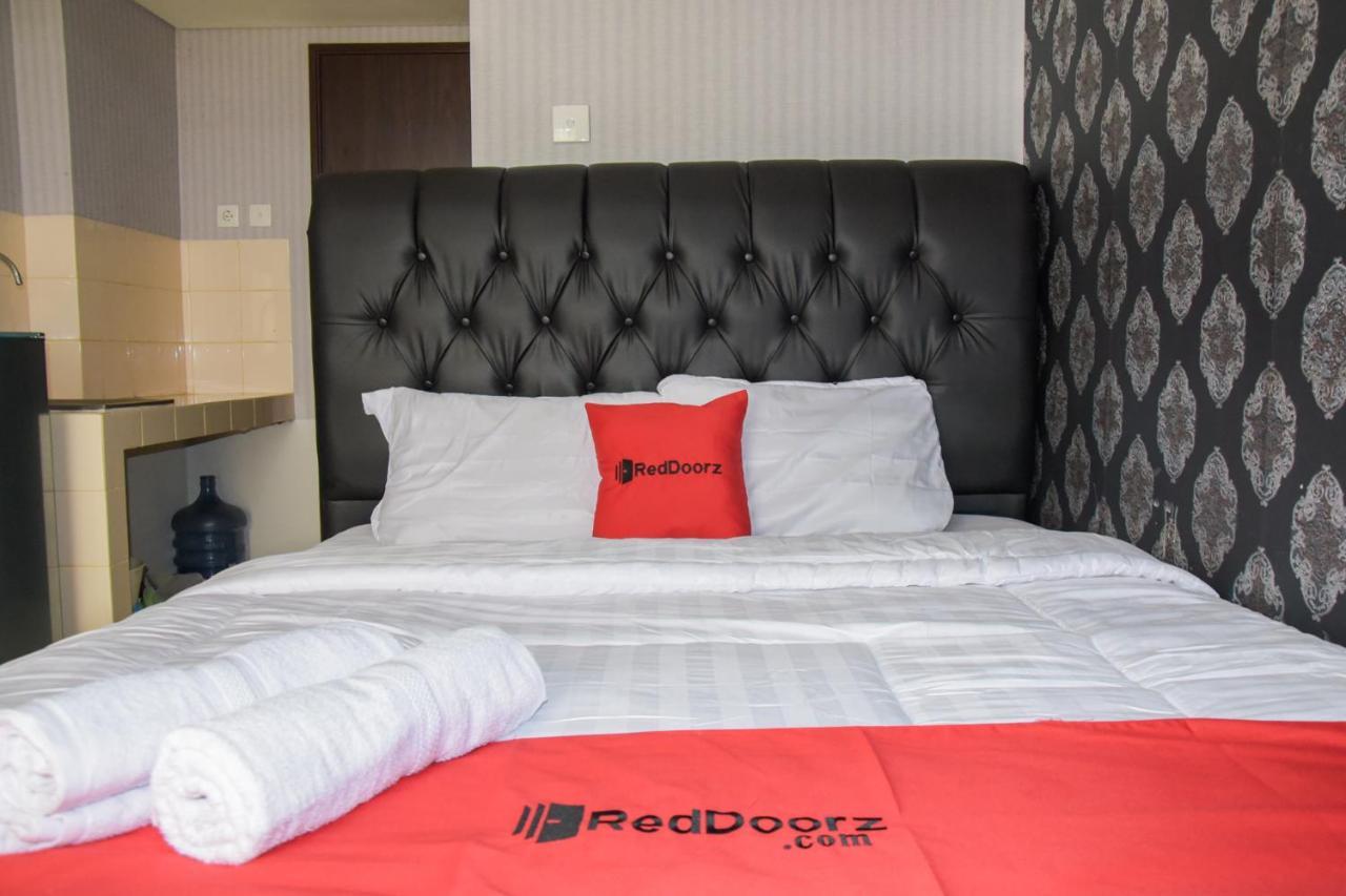 Reddoorz Apartment @ Serpong Green View Tangerang Bagian luar foto